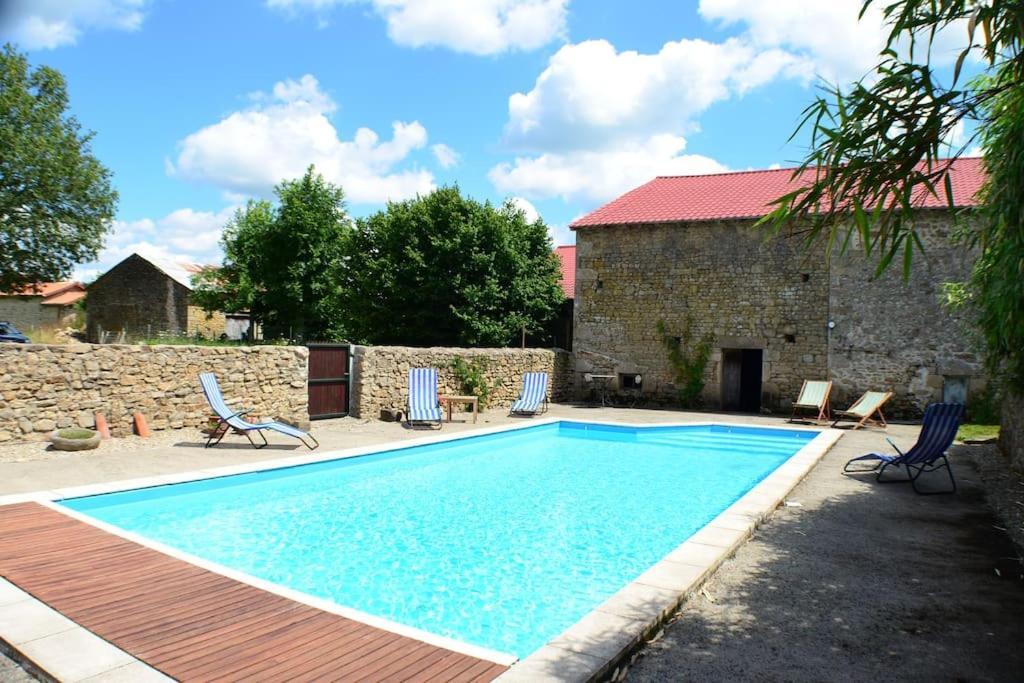 Two Hoots - Farmhouse With Summer Pool. Châteauponsac Exterior photo