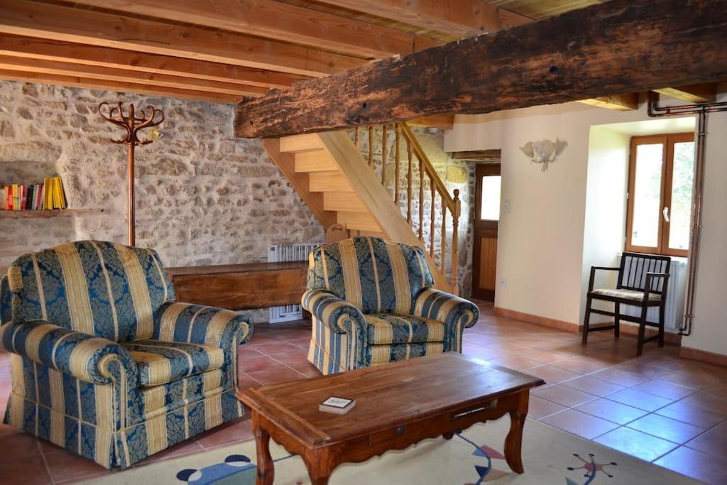 Two Hoots - Farmhouse With Summer Pool. Châteauponsac Exterior photo